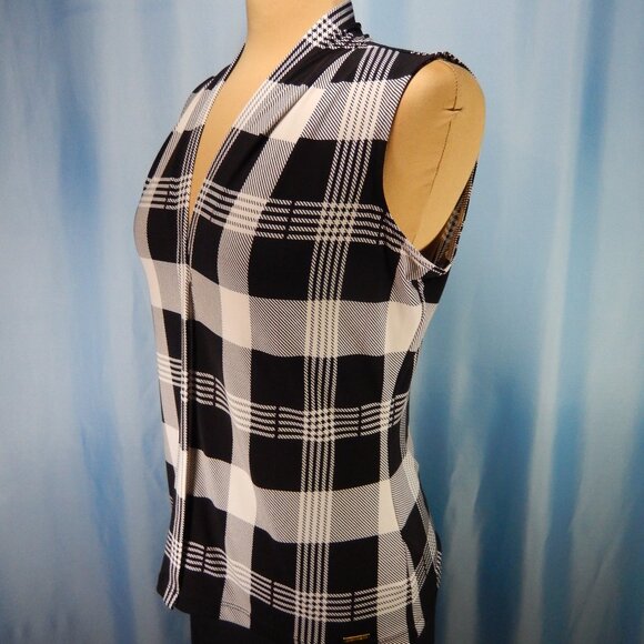 Calvin Klein Black & White Plaid V-Neck Small Sleeveless Career Top EUC - Picture 2 of 12